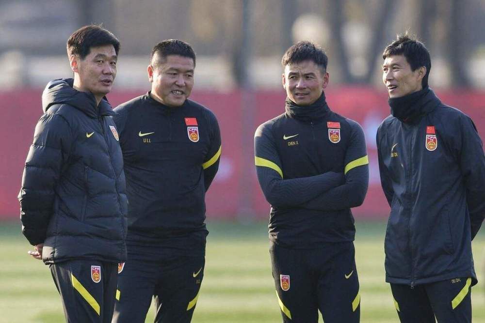 从目前的情况来看，拜尔会在今夏离开霍芬海姆，他现在最大的目标是参加明年的德国欧洲杯。